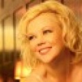 Emily Bergl dans 