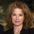 Nancy Travis